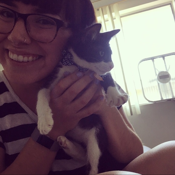 Meet your Posher, Audrey - Picture 6 of 8